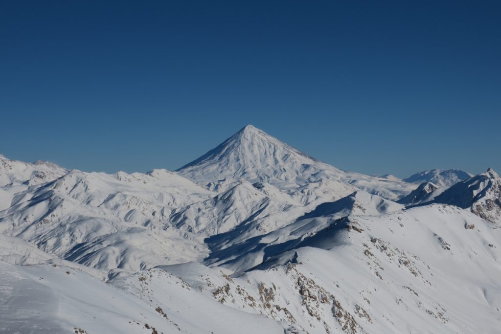 Damavand ascending tour1